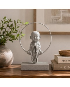 K6109 - Resin Little Monk in Circle