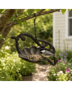Hanging birdy birdfeeder
