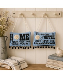 KS2272 - Tassel home message pillow 2 asst